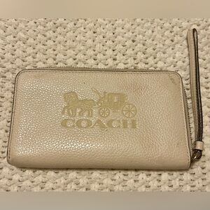 Coach Wallet Cream Color